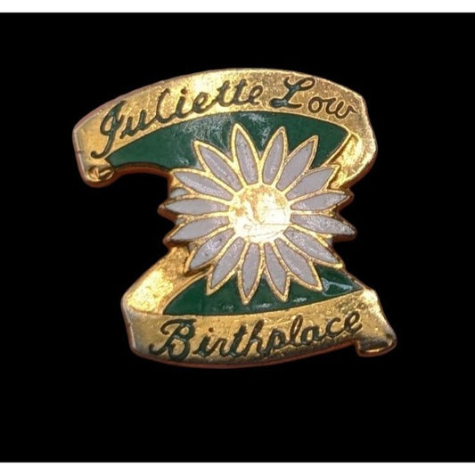 Juliette Low Birthplace Gold Tone Girl Scout Pin 1/2 Inch Vintage Collectible