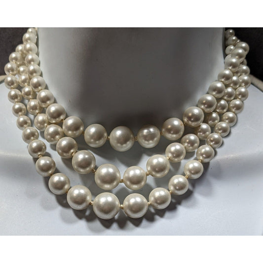 Vintage Japan Frosted Faux Pearl Layered Necklace