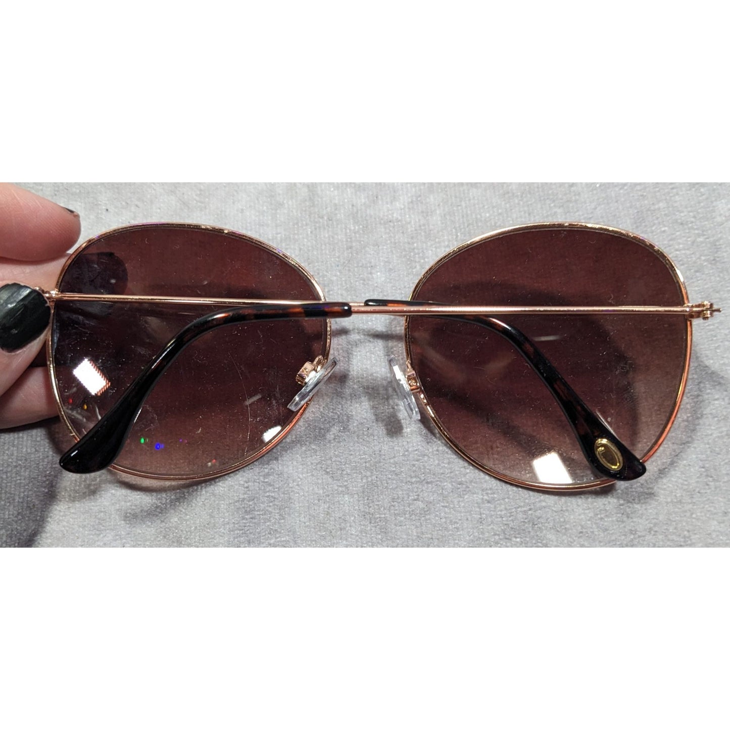 Oscar De La Renta Retro Gold Tone And Tortoise Sunglasses Model 3055