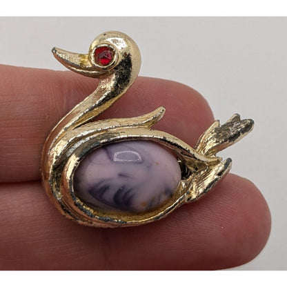 Vintage Swan Brooch Rhinestone Eye Stone Belly Lilac Red Gold