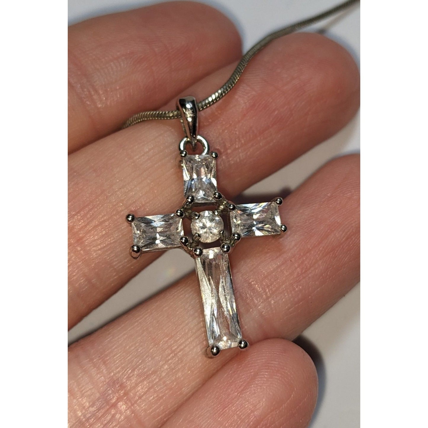 Elegant Religious Crystal Cross Pendant Necklace