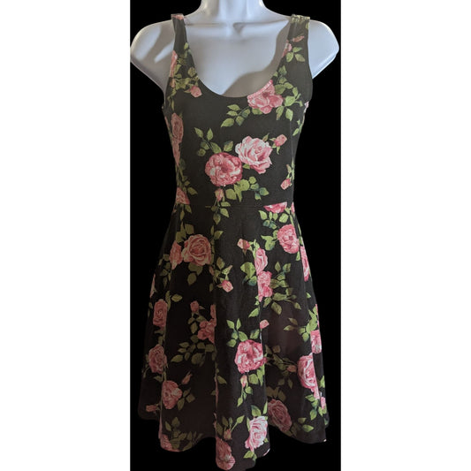 Forever 21 Black & Pink Floral Skater Dress Size Small Sleeveless 34" Shoulder To Hem