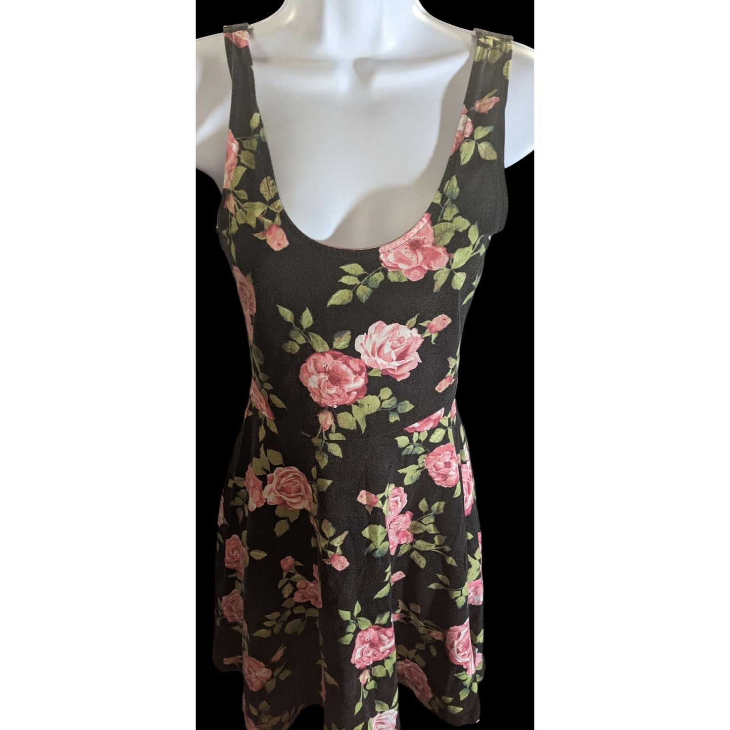 Forever 21 Black & Pink Floral Skater Dress Size Small Sleeveless 34" Shoulder To Hem