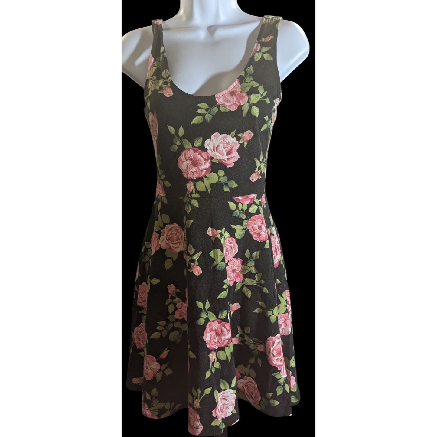 Forever 21 Black & Pink Floral Skater Dress Size Small Sleeveless 34" Shoulder To Hem