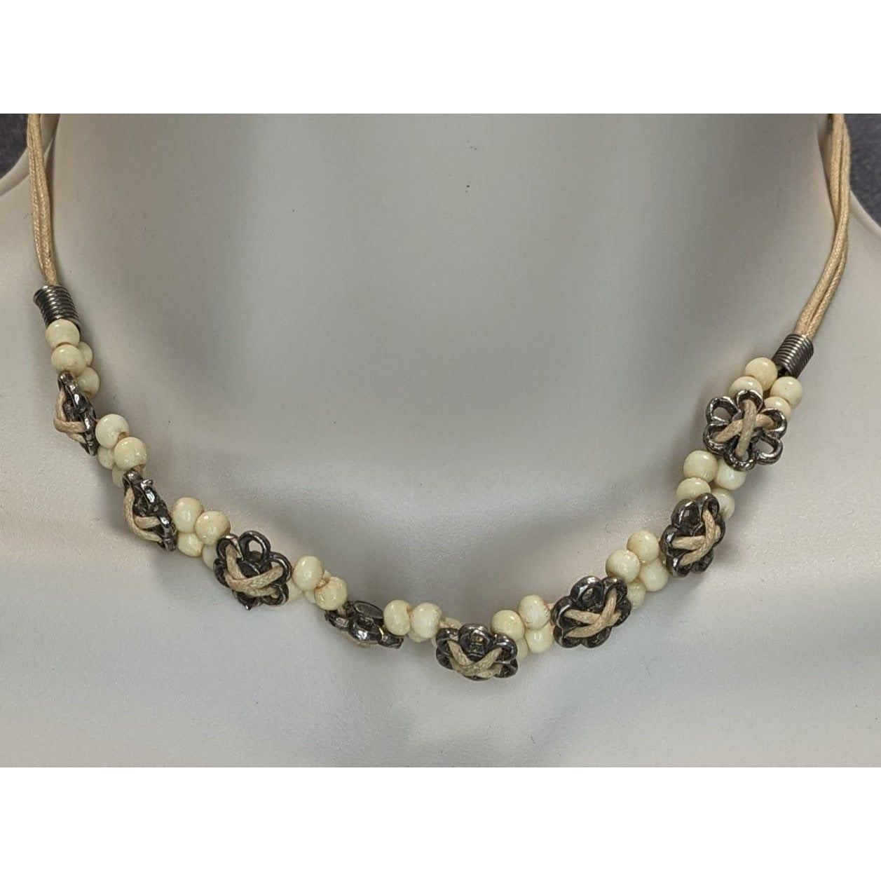 Vintage Floral Choker Necklace Metal Flowers Carved Cow Bone Beads Hippie Boho