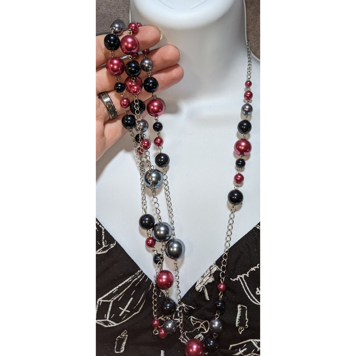 Gothic Black And Red Faux Pearl Long Necklace