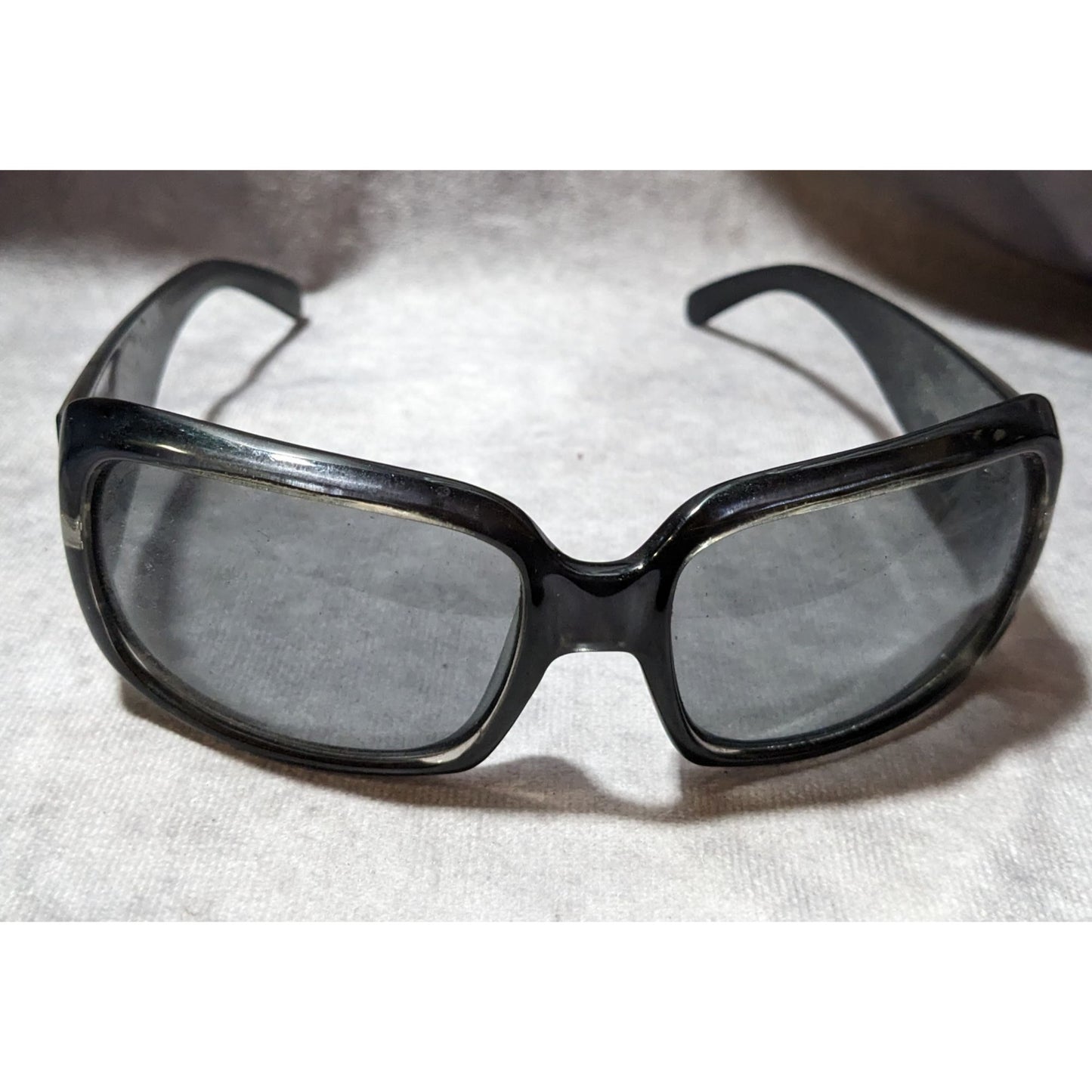 D6 Retro Dark Grey Metallic Unisex Sunglasses