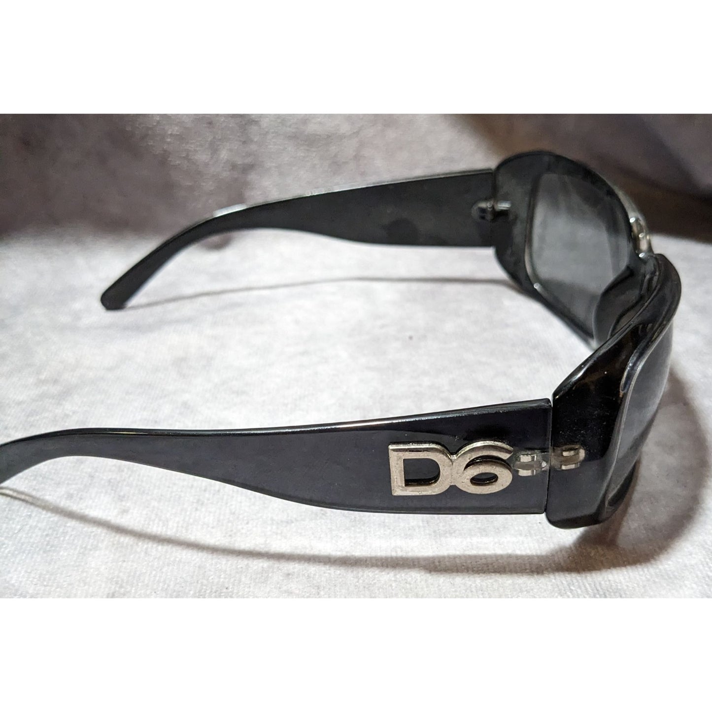 D6 Retro Dark Grey Metallic Unisex Sunglasses