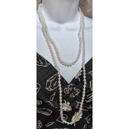 Vintage White Glass Beaded Necklace With Hidden Box Clasp Japan-Made