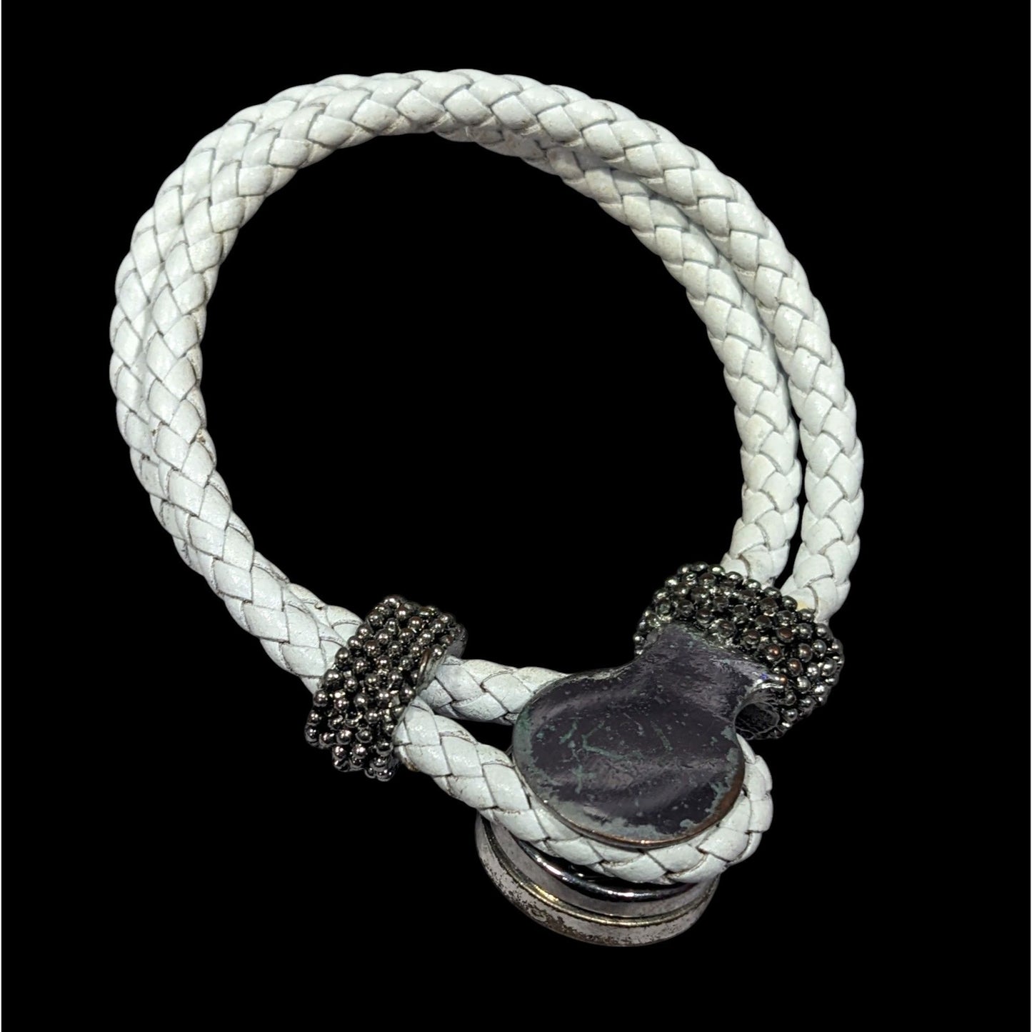 Modern White Rope Snap Button Bracelet With Rhinestones