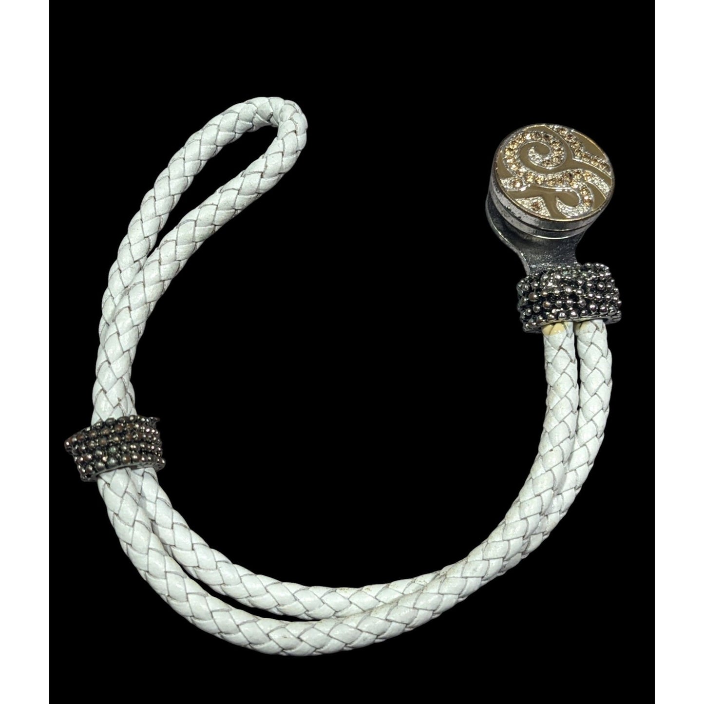 Modern White Rope Snap Button Bracelet With Rhinestones