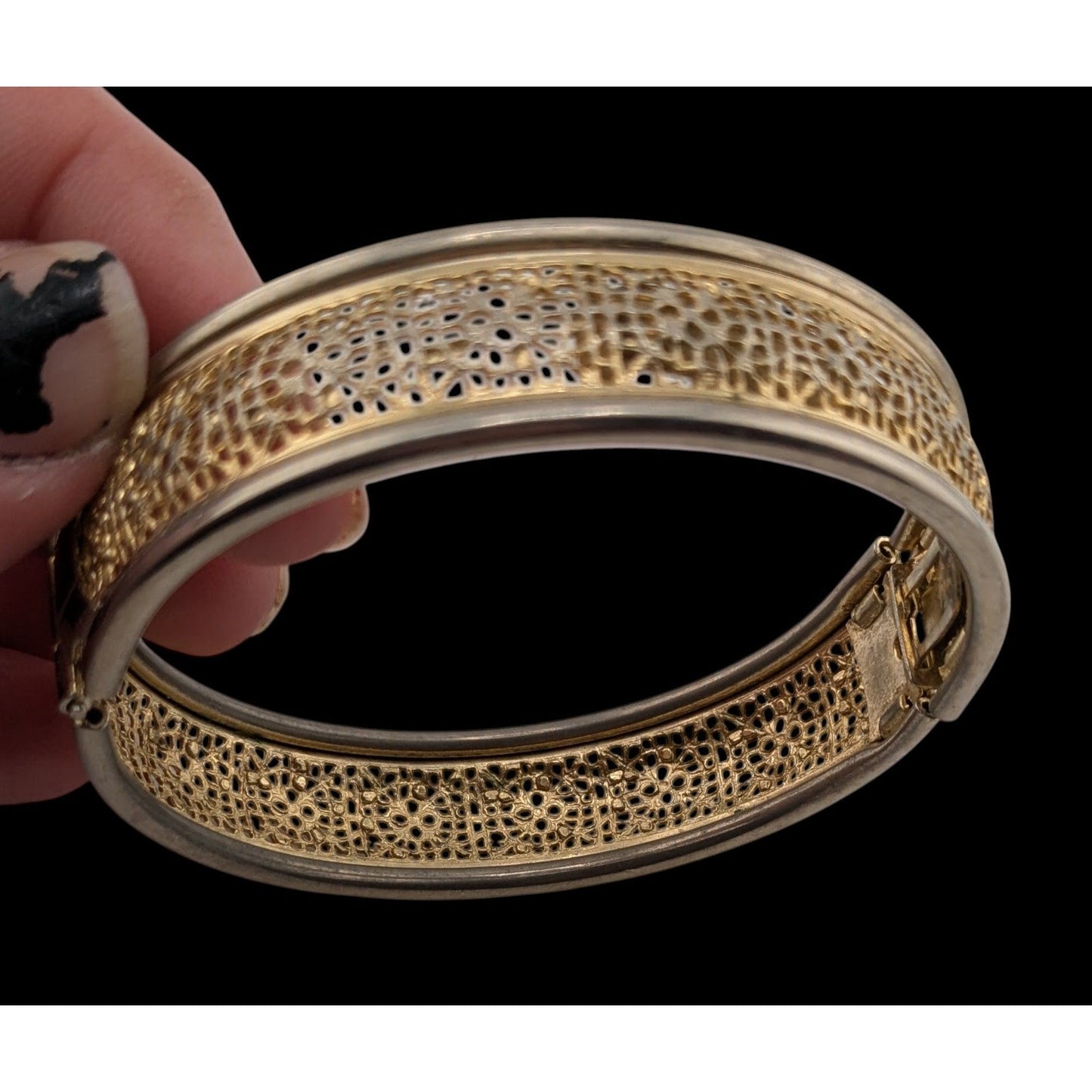 Vintage Floral Filigree Bracelet Hinged Bangle Gold & Silver Tone