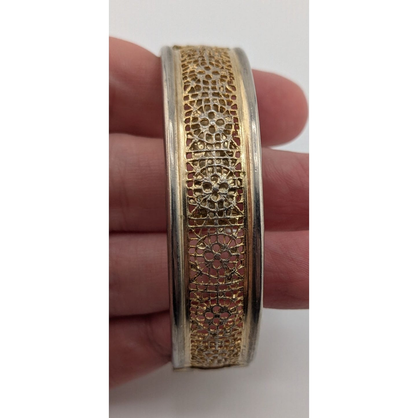 Vintage Floral Filigree Bracelet Hinged Bangle Gold & Silver Tone