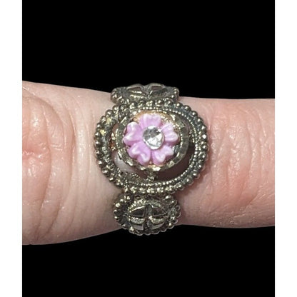 Purple Floral And Silver Tone Fashion Ring Size 4 1/2