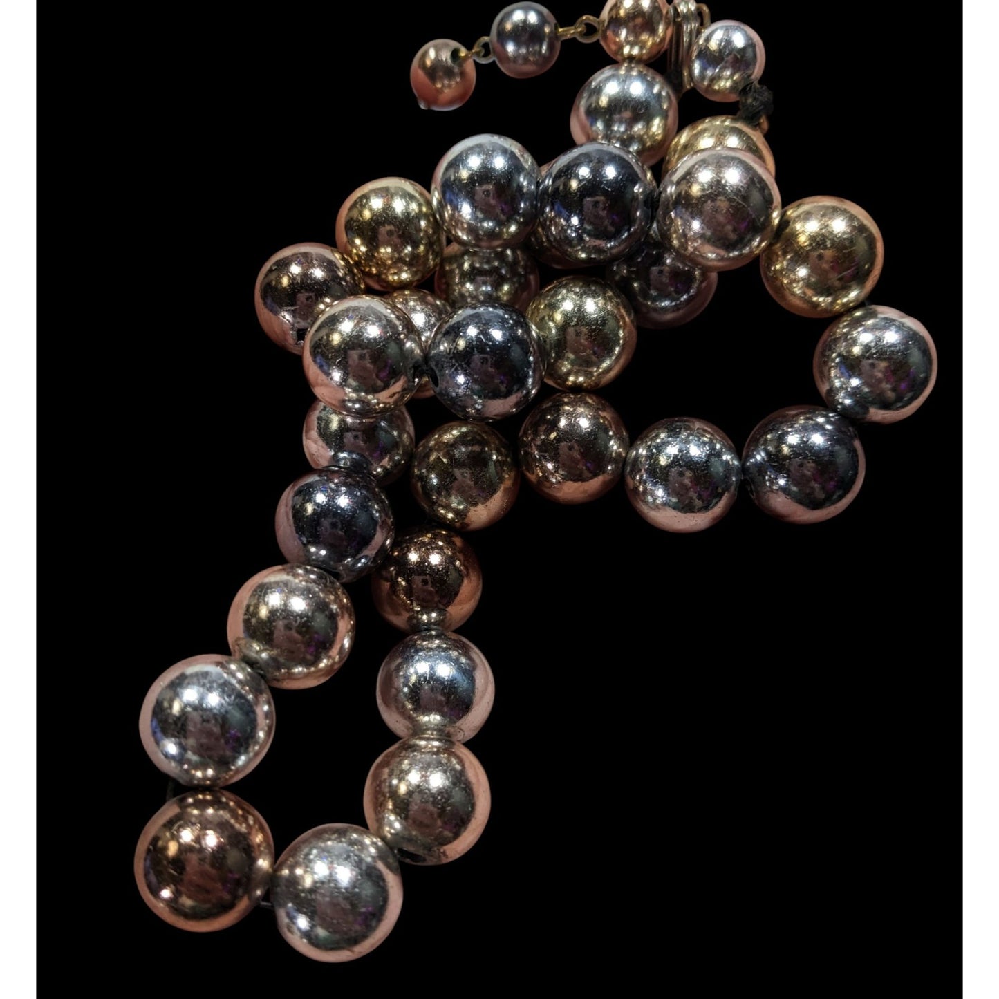 Vintage Multi Metallic Graduated Bead Necklace With Gold Silver Bronze Tones