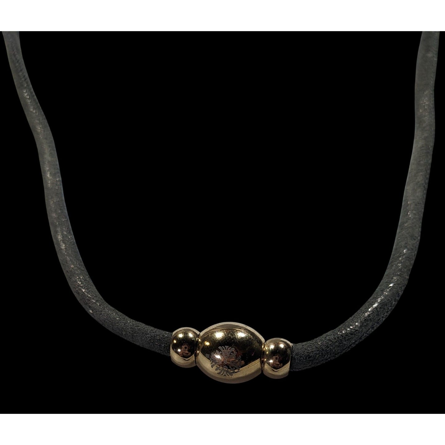 Modern Qudo Shimmery Grey Suede Wrap Bracelet