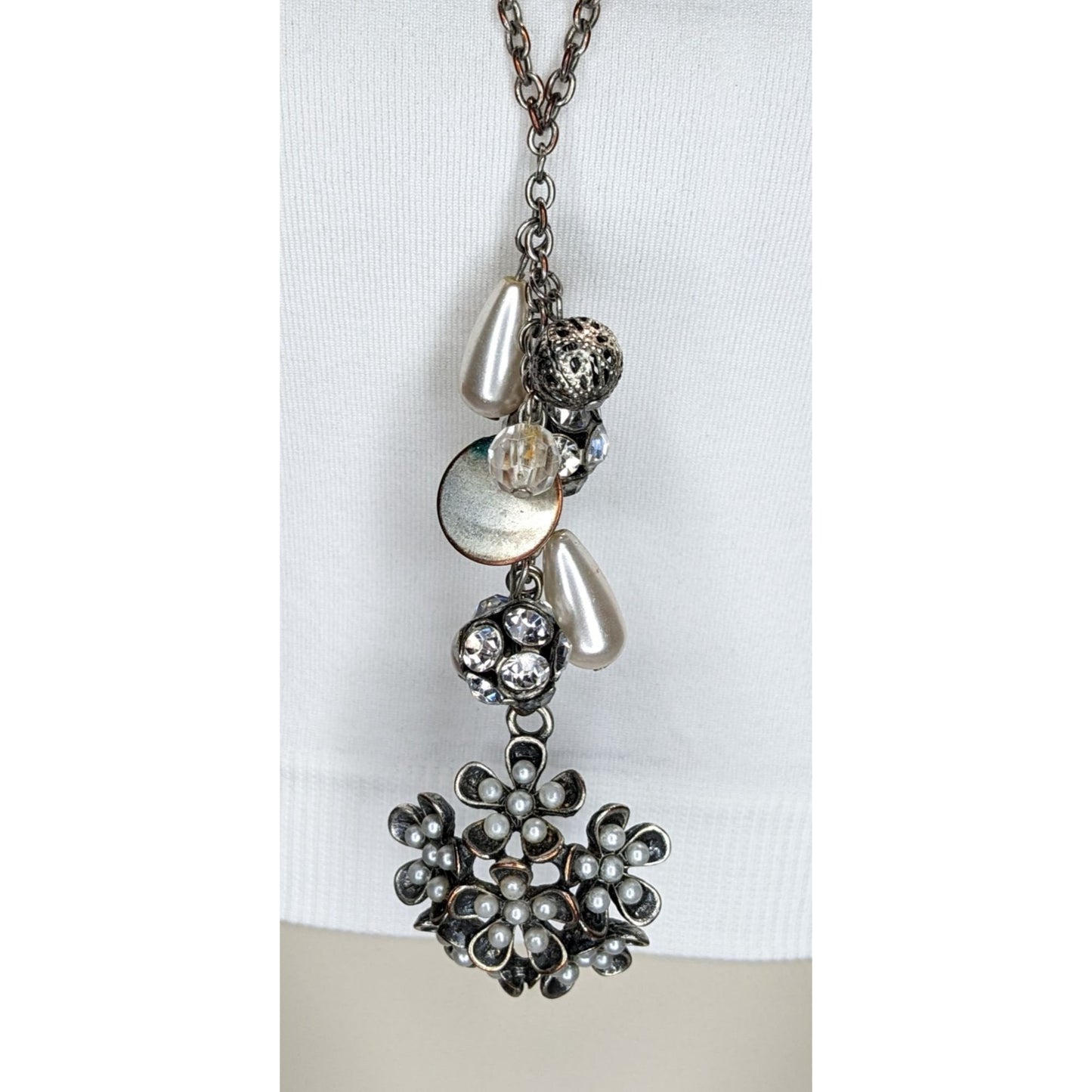 Y2K Fairycore Cluster Pendant Necklace Faux Pearls Rhinestones Flower Silver