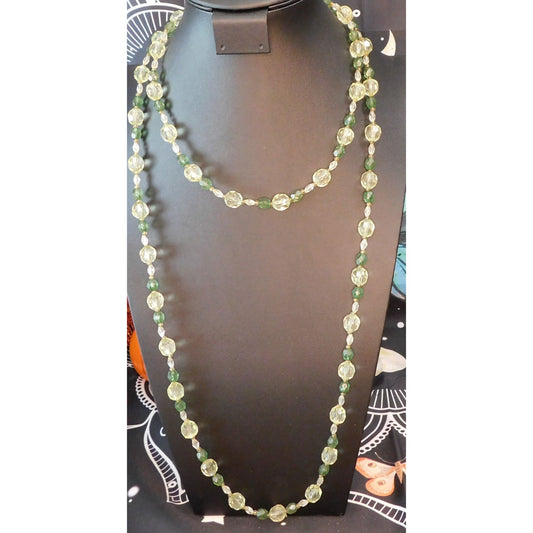 Vintage Cottagecore Green Beaded Necklace