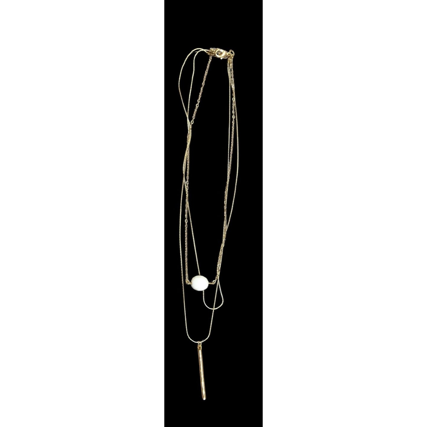 Elegant Multilayer Gold Tone Chain And Pendant Necklace