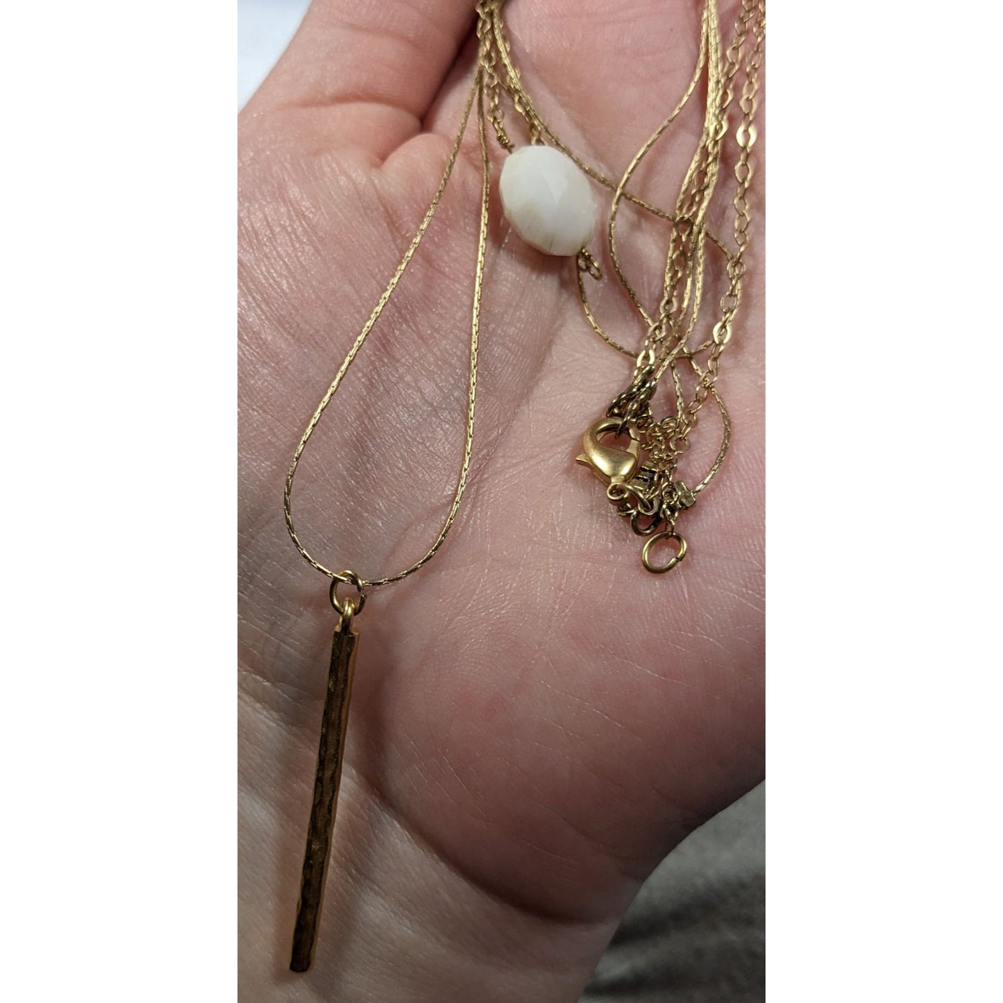 Elegant Multilayer Gold Tone Chain And Pendant Necklace