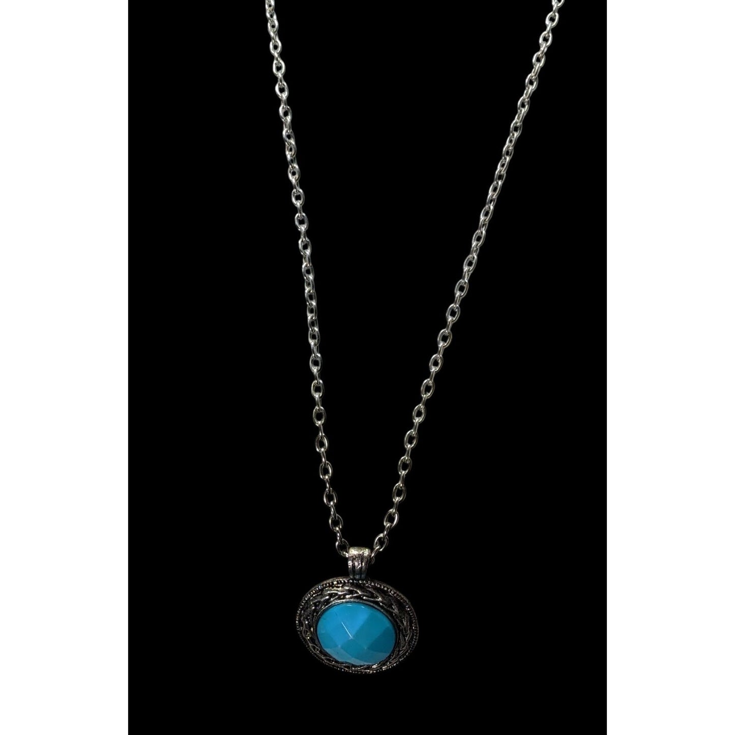 Bohemian Blue Pendant Necklace With Silver Tone Bezel And Chain