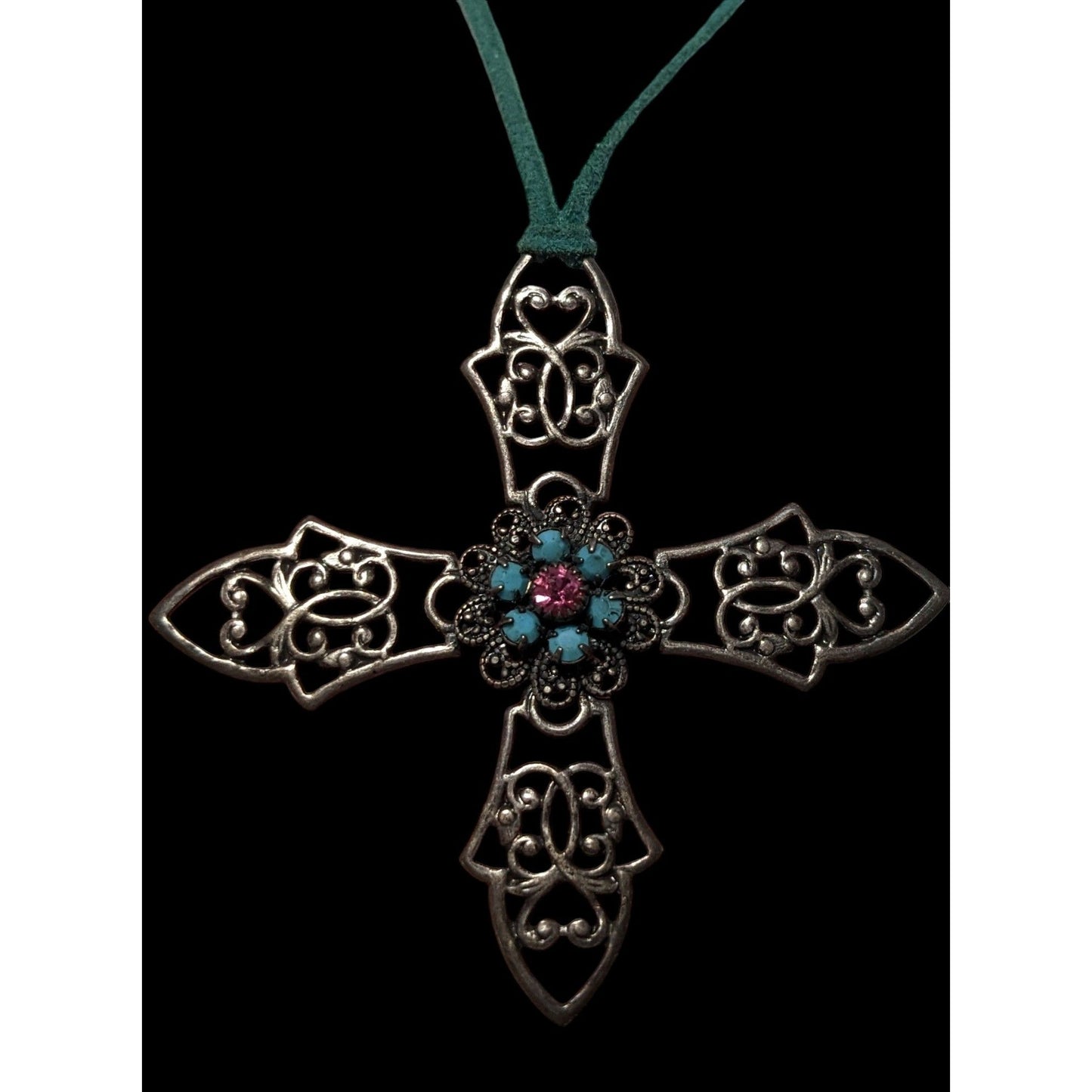 Express Retro Celtic Cross Pendant Necklace