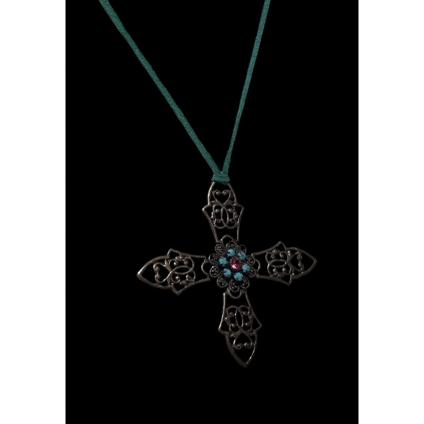 Express Retro Celtic Cross Pendant Necklace