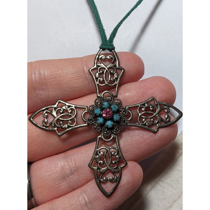 Express Retro Celtic Cross Pendant Necklace