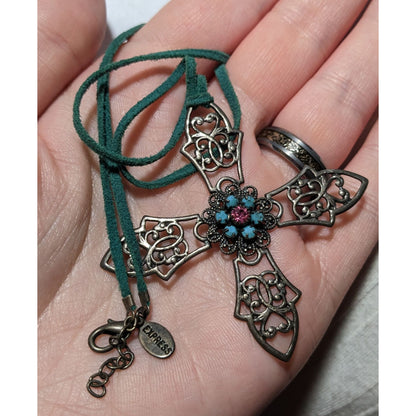 Express Retro Celtic Cross Pendant Necklace