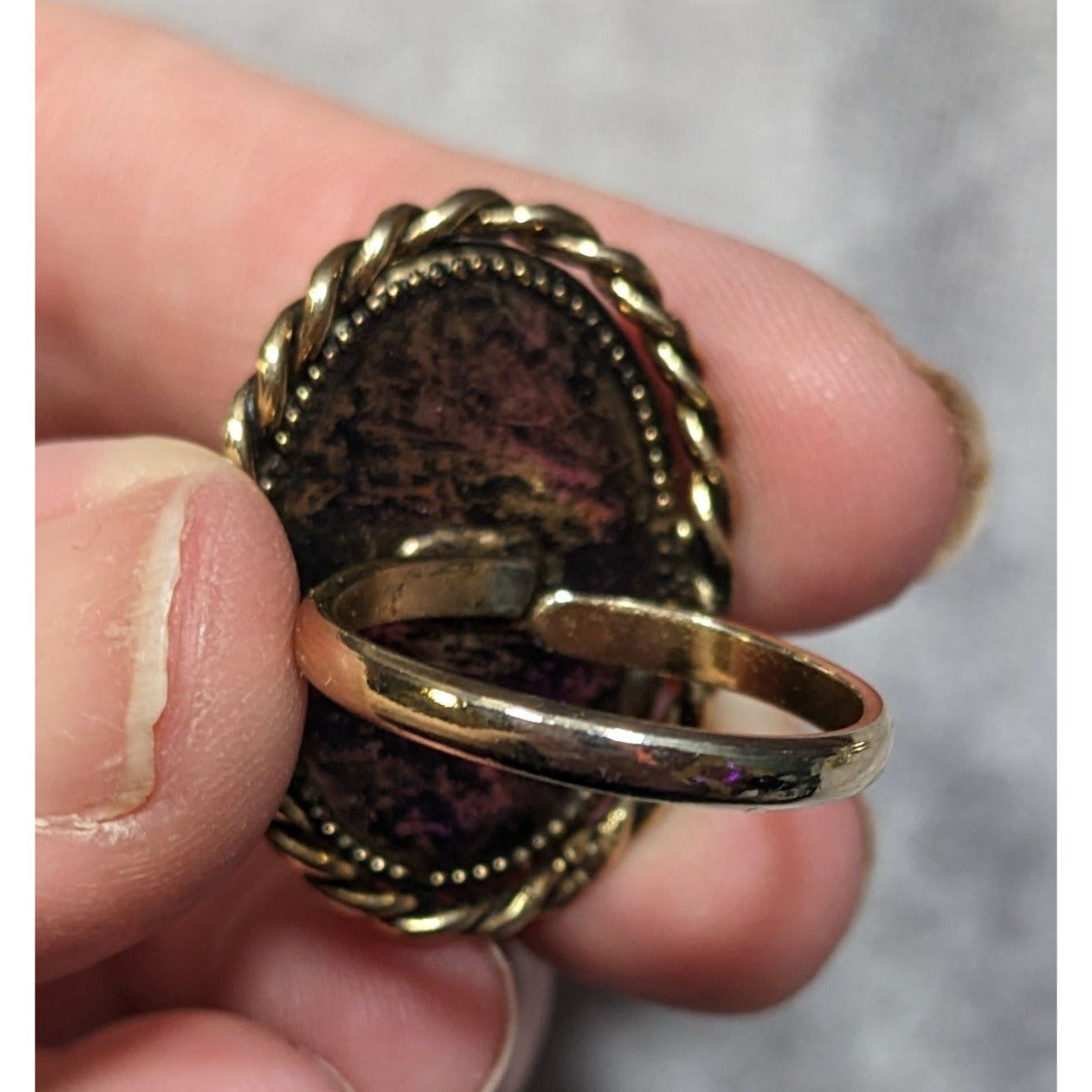 Vintage Cameo Ring Victorian Style Gold Tone Adjustable 7.5