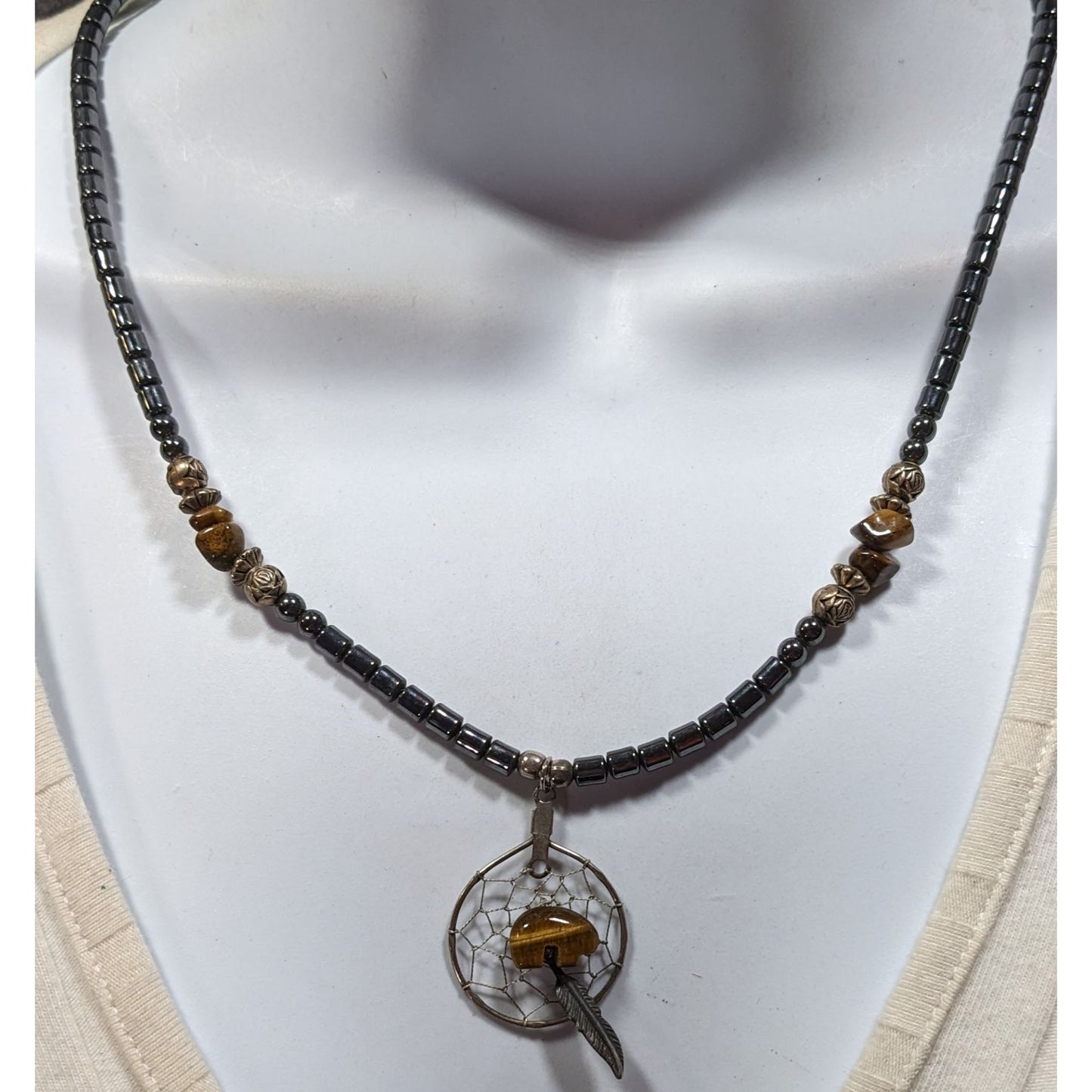 Vintage 90s Native Hematite And Tiger Eye Dream Catcher Necklace With Bear Fetish