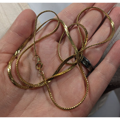 Simple Elegant Gold Tone Flat Chain Necklace