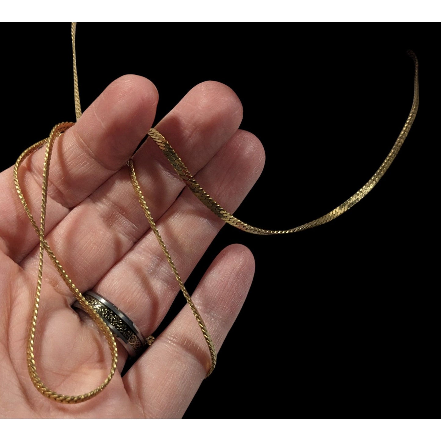 Simple Elegant Gold Tone Flat Chain Necklace