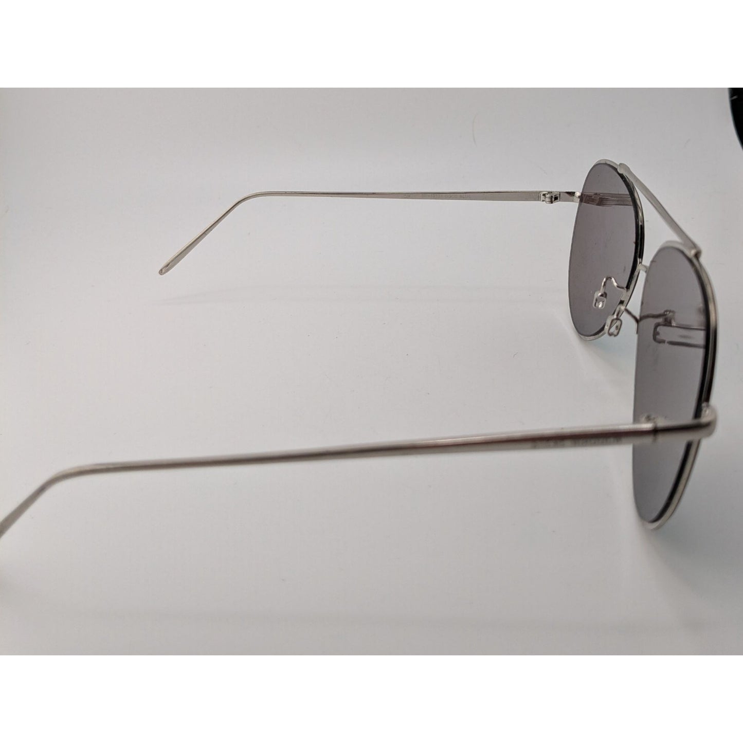 Steve Madden Aviator Sunglasses SM462123 Gold Blue
