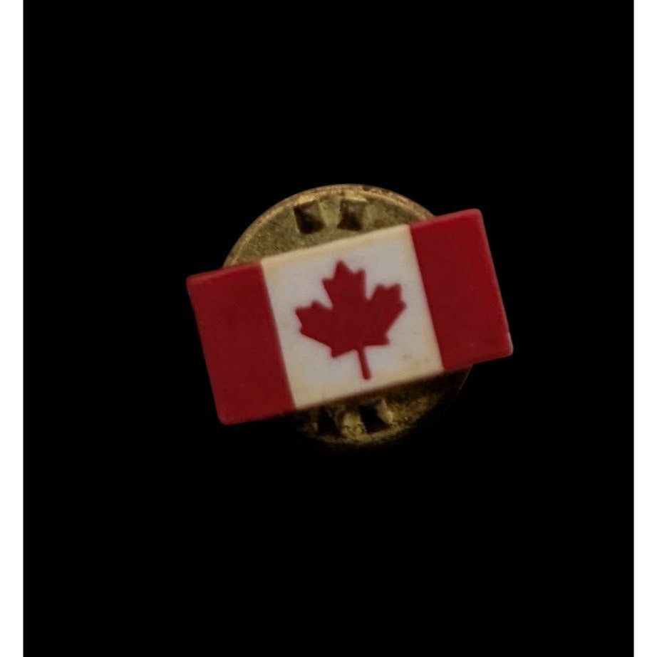 Canada Flag Enamel Lapel Pin Red White Maple Leaf Patriotic Souvenir Badge