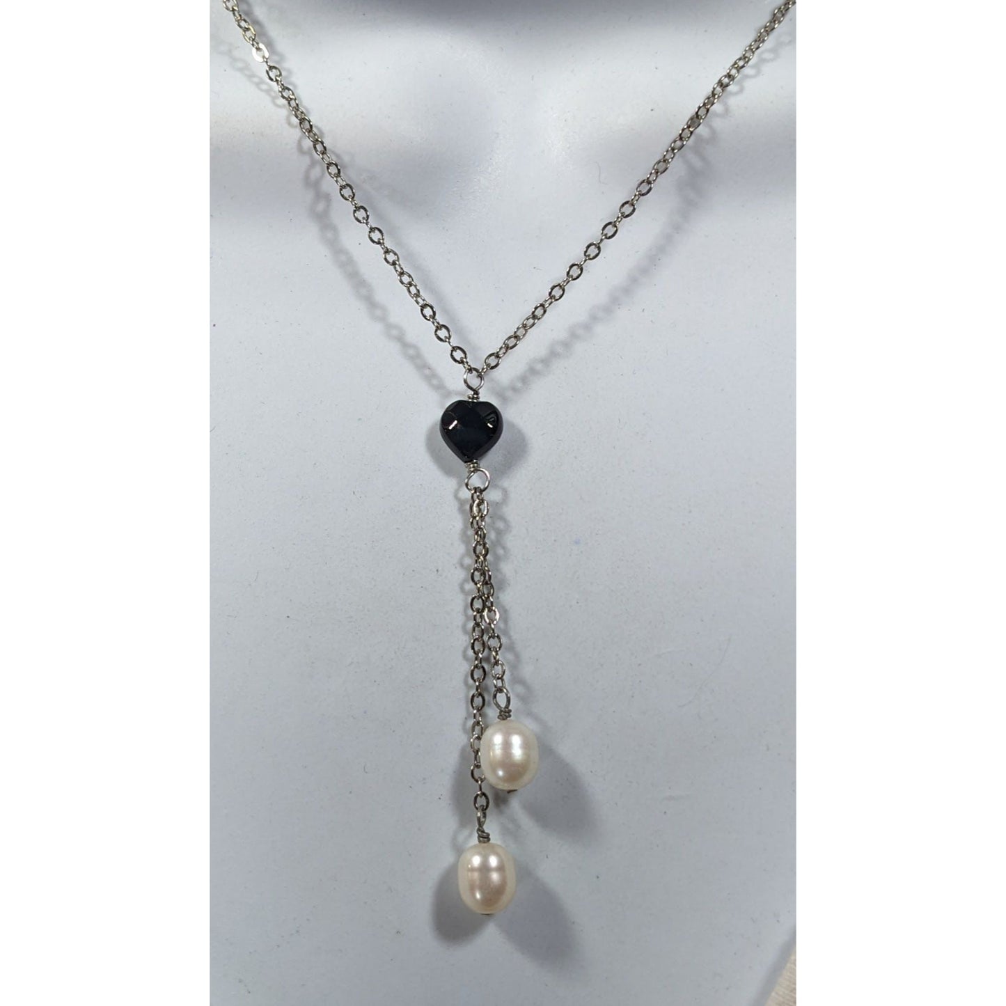 Elegant Black Heart Pearl Accent Lariat Necklace