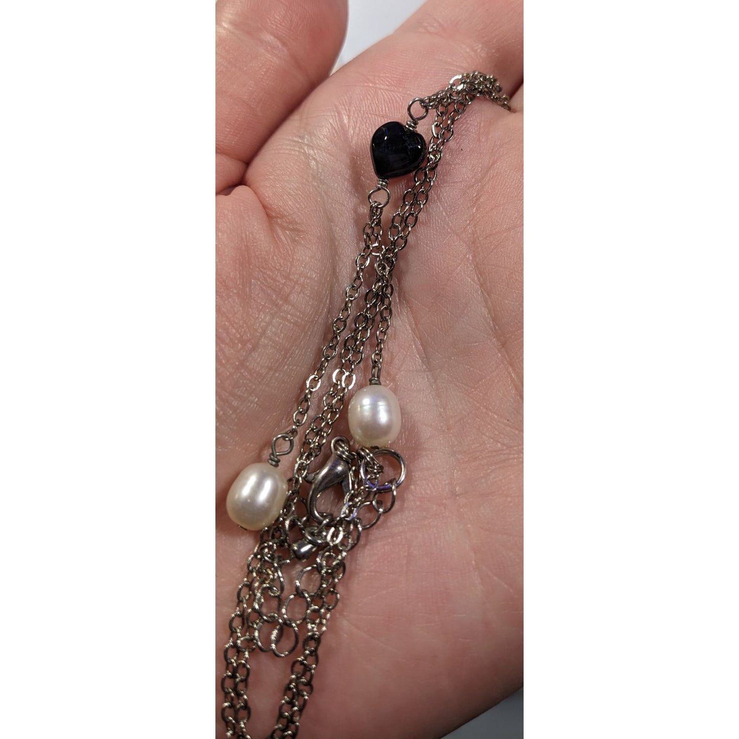 Elegant Black Heart Pearl Accent Lariat Necklace