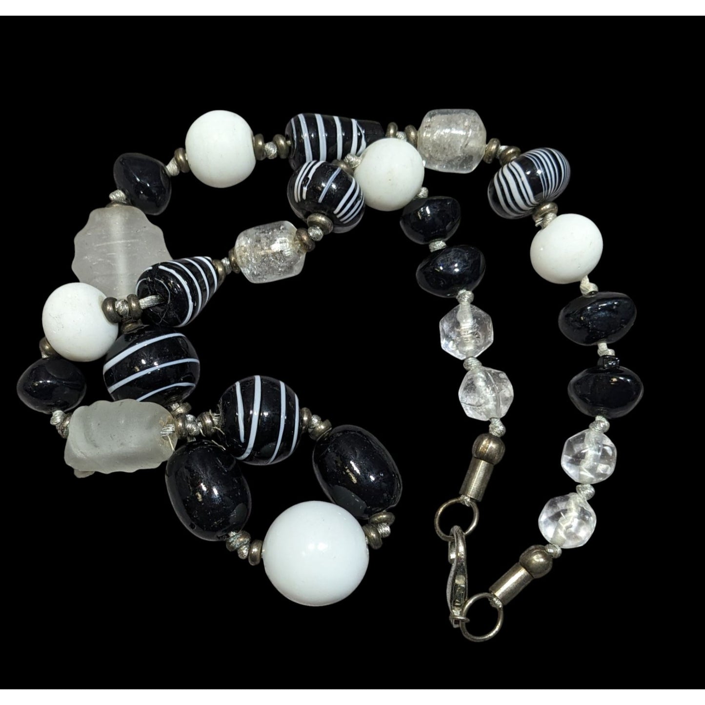 Handmade Chunky Black And White Glass Beaded Necklace