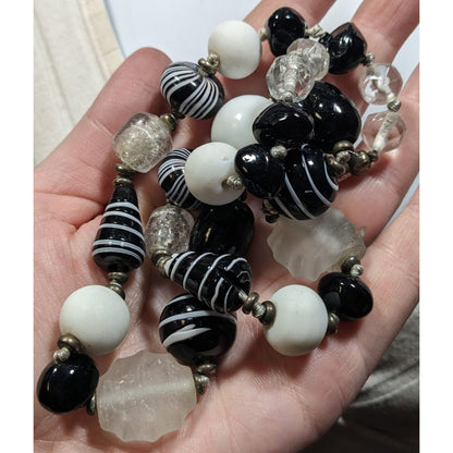 Handmade Chunky Black And White Glass Beaded Necklace