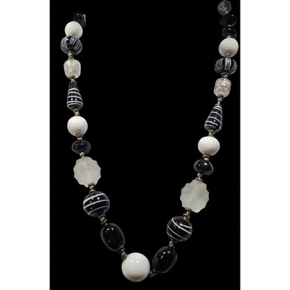 Handmade Chunky Black And White Glass Beaded Necklace