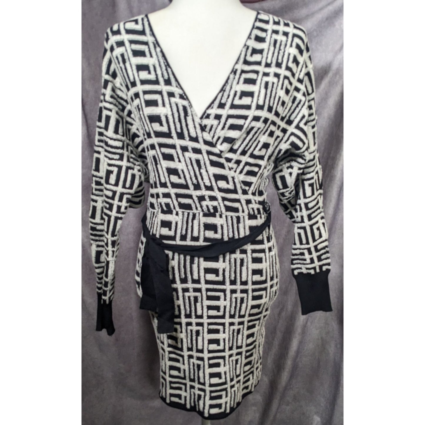 Say What Geometric Black And White V Neck Wrap Dress