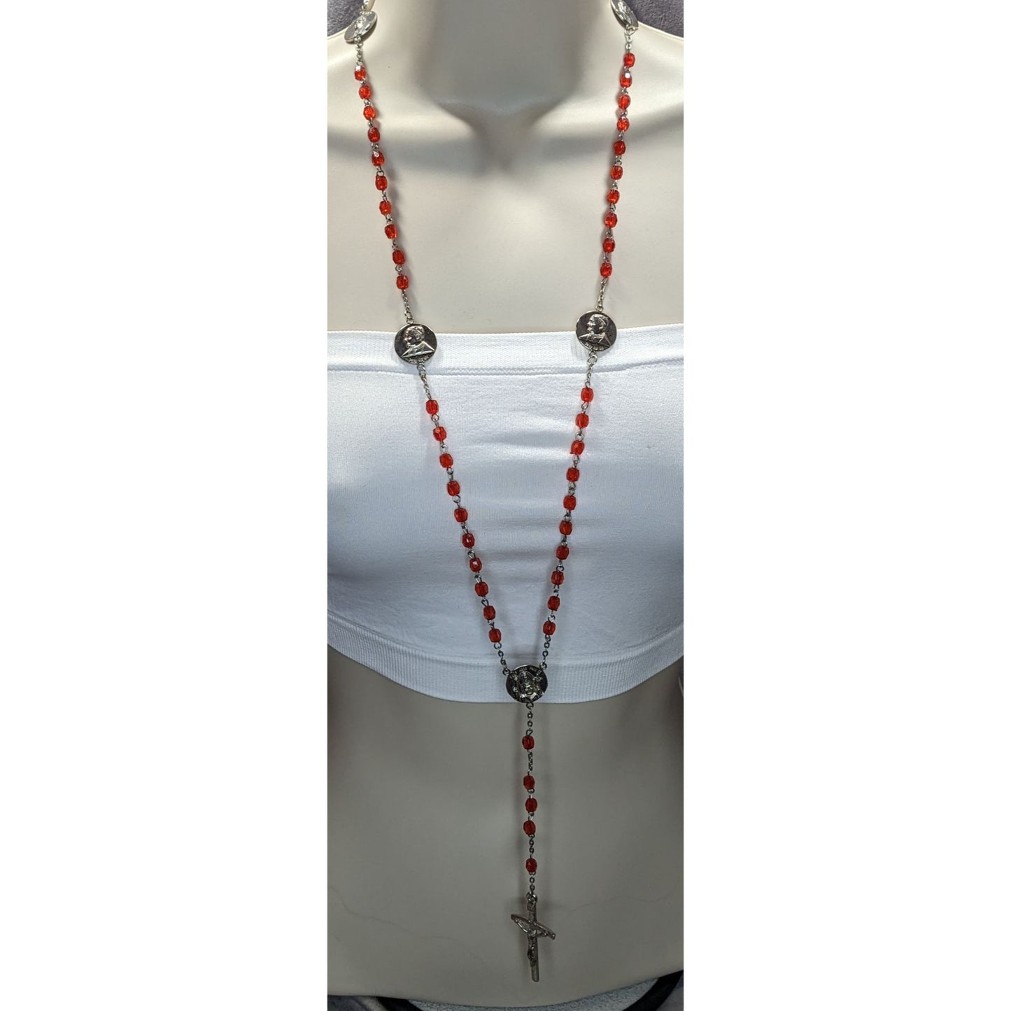 Vintage Y2K Red Bead Pope John Paul II Rosary With Crucifix & Medals Includes Pouch