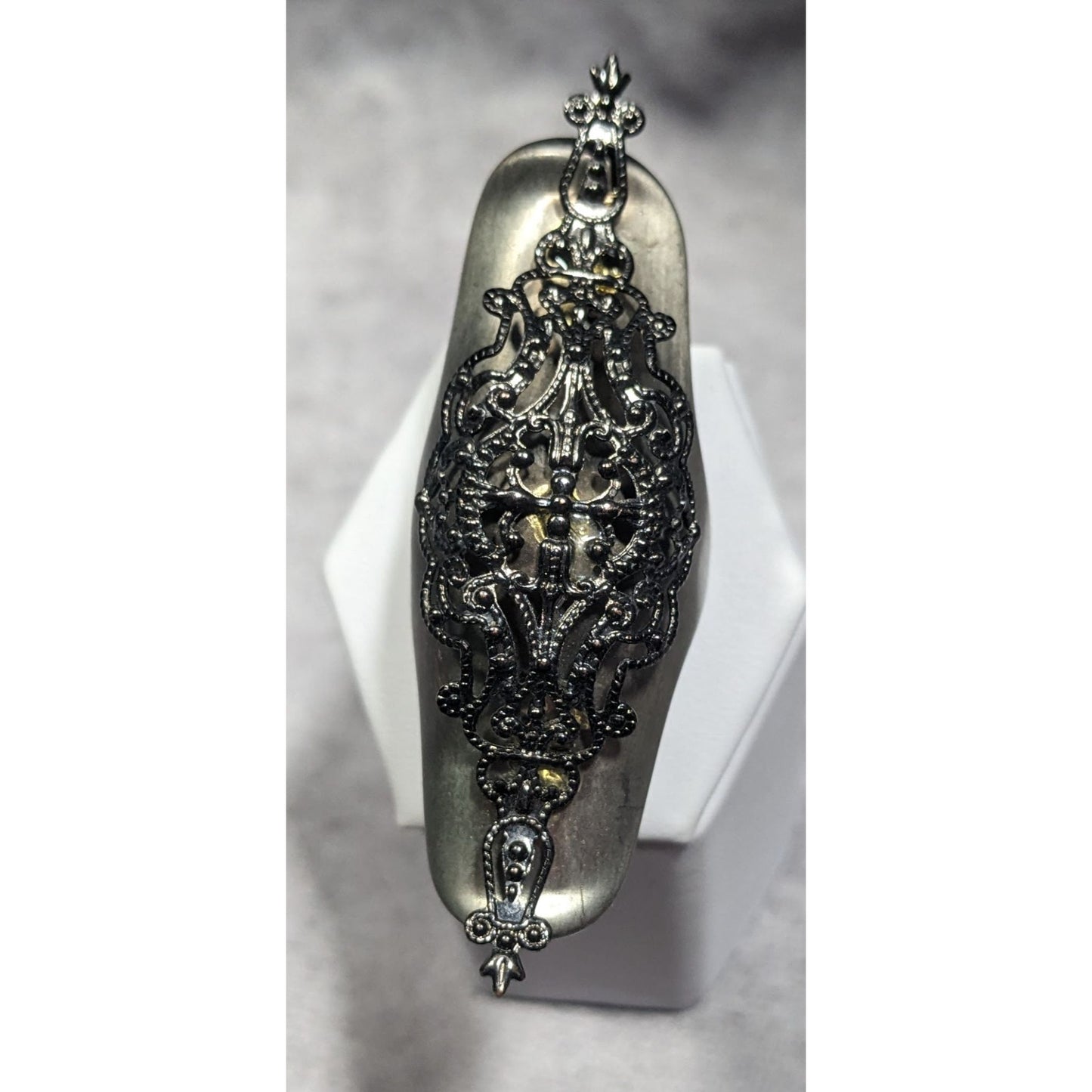 Gothic Vampire Shield Ring Silver Tone Filigree Size 8