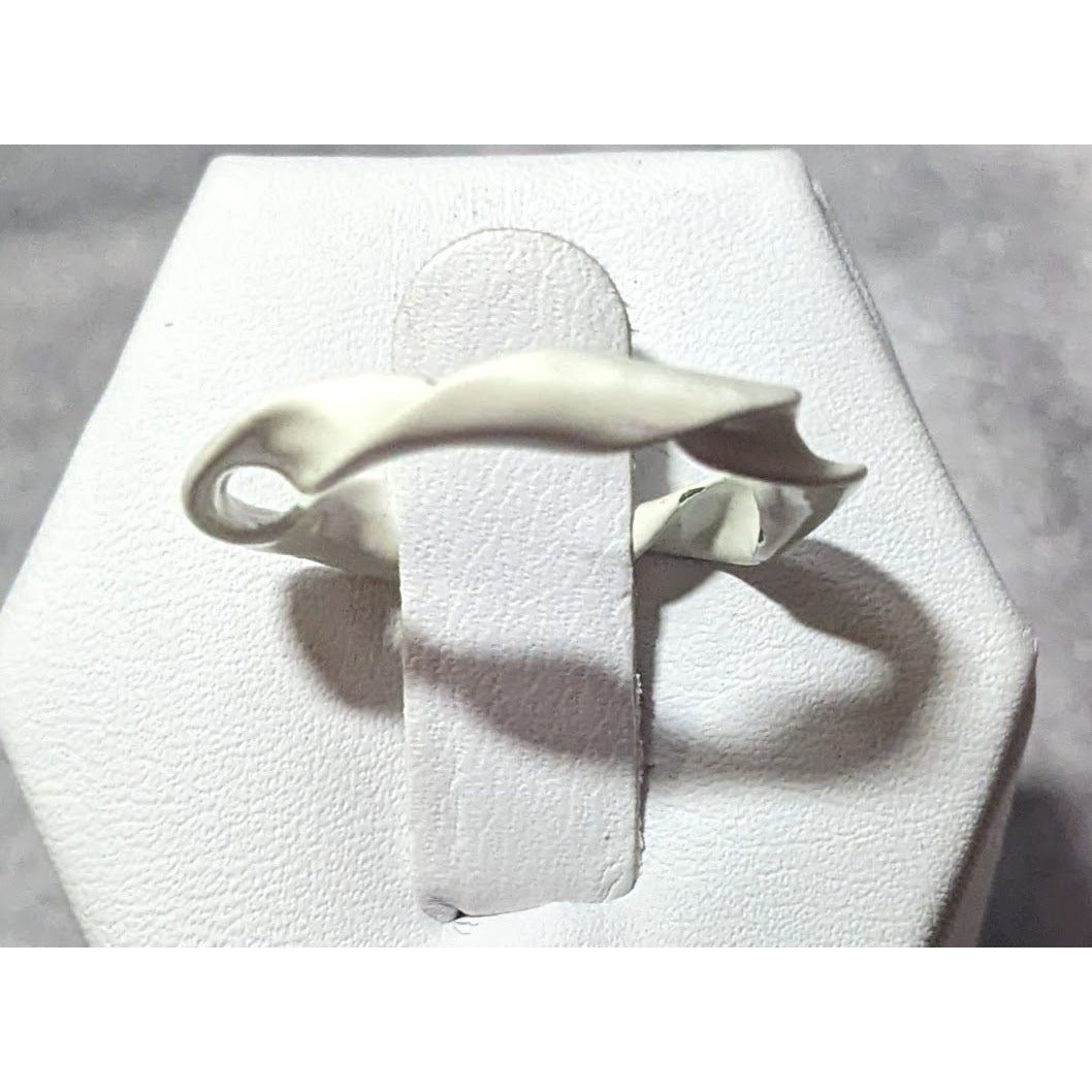 Abstract White Enamel Coated Art Ring Size 5 1/2