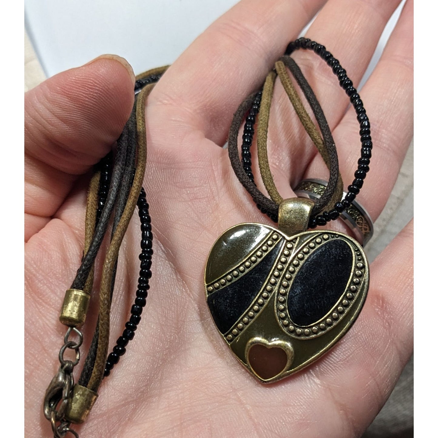Retro Heart Pendant Necklace Brown Black And Gold Tones