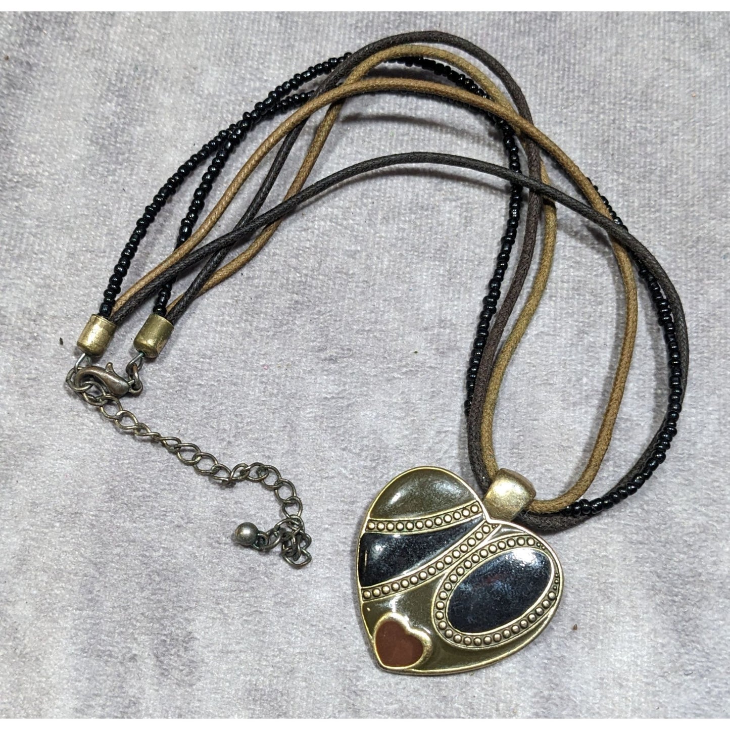 Retro Heart Pendant Necklace Brown Black And Gold Tones