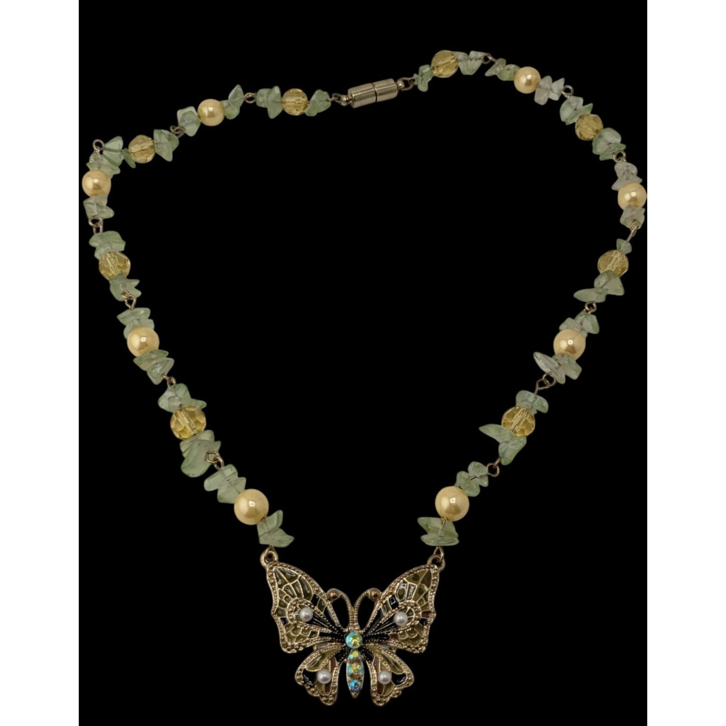 Fairycore Butterfly Pendant Necklace Prasiolite Faux Pearl Yellow Green Gold Beaded