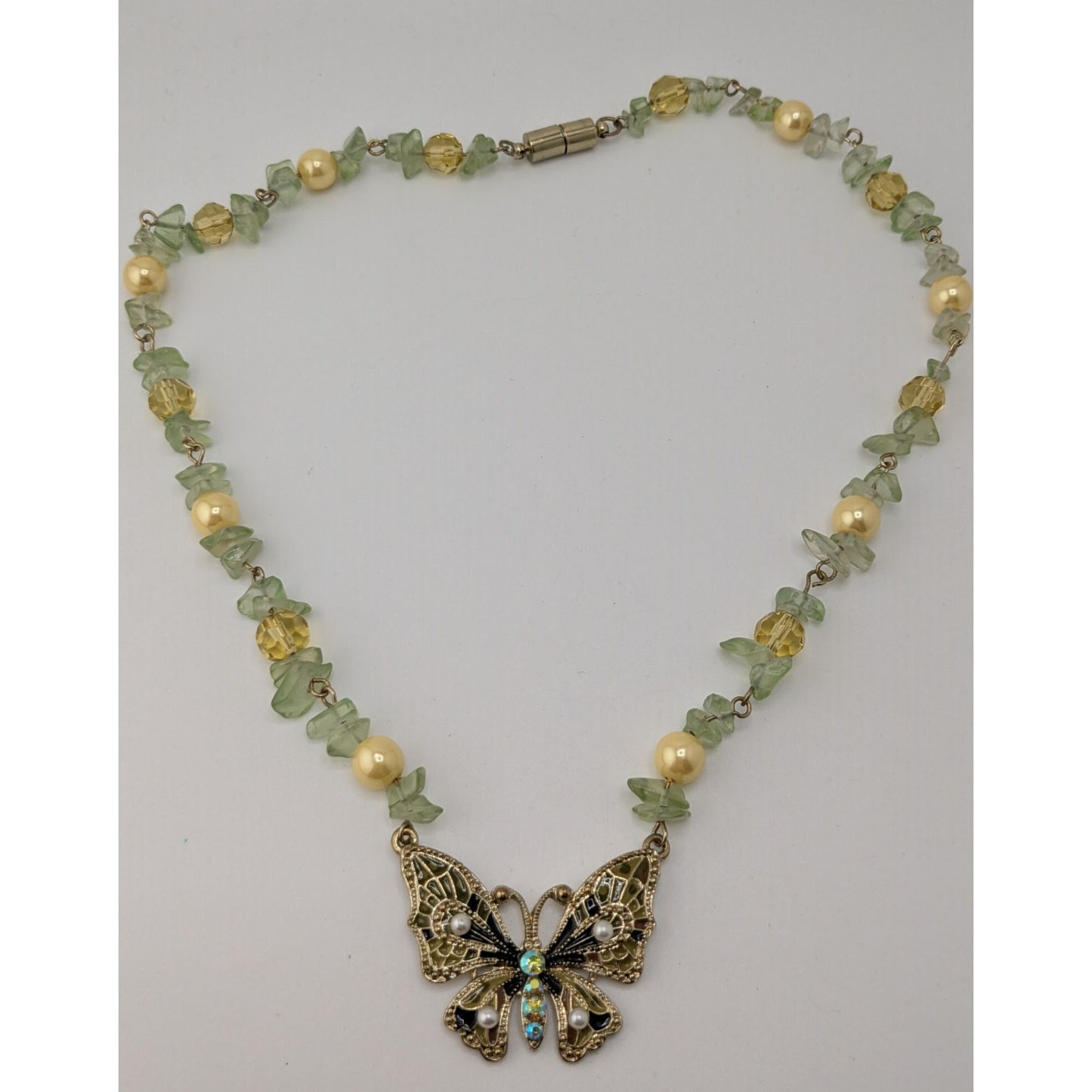 Fairycore Butterfly Pendant Necklace Prasiolite Faux Pearl Yellow Green Gold Beaded