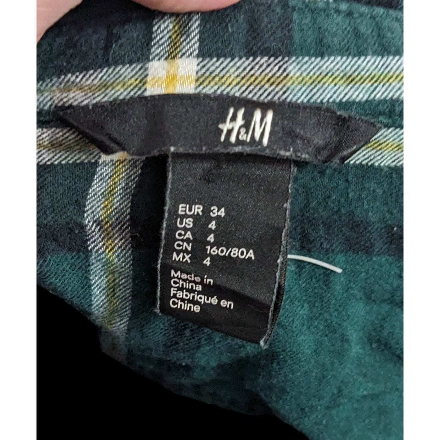 H&M Green And White Plaid Button Down Long Sleeve Top