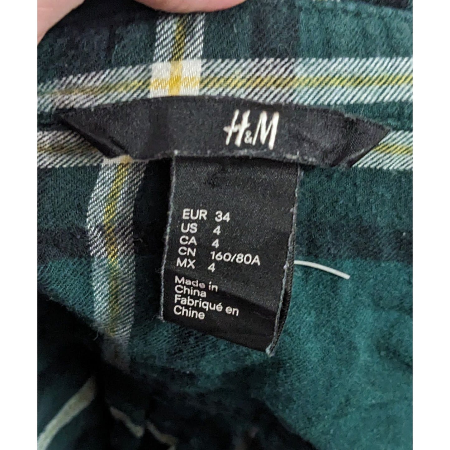 H&M Green And White Plaid Button Down Long Sleeve Top